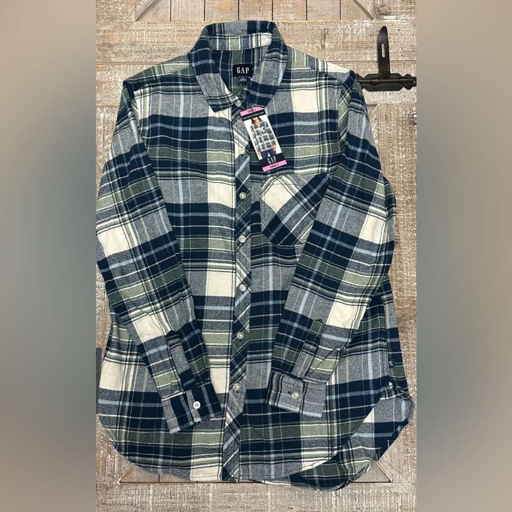 Womens Gap Flannel Size Small New with Tags